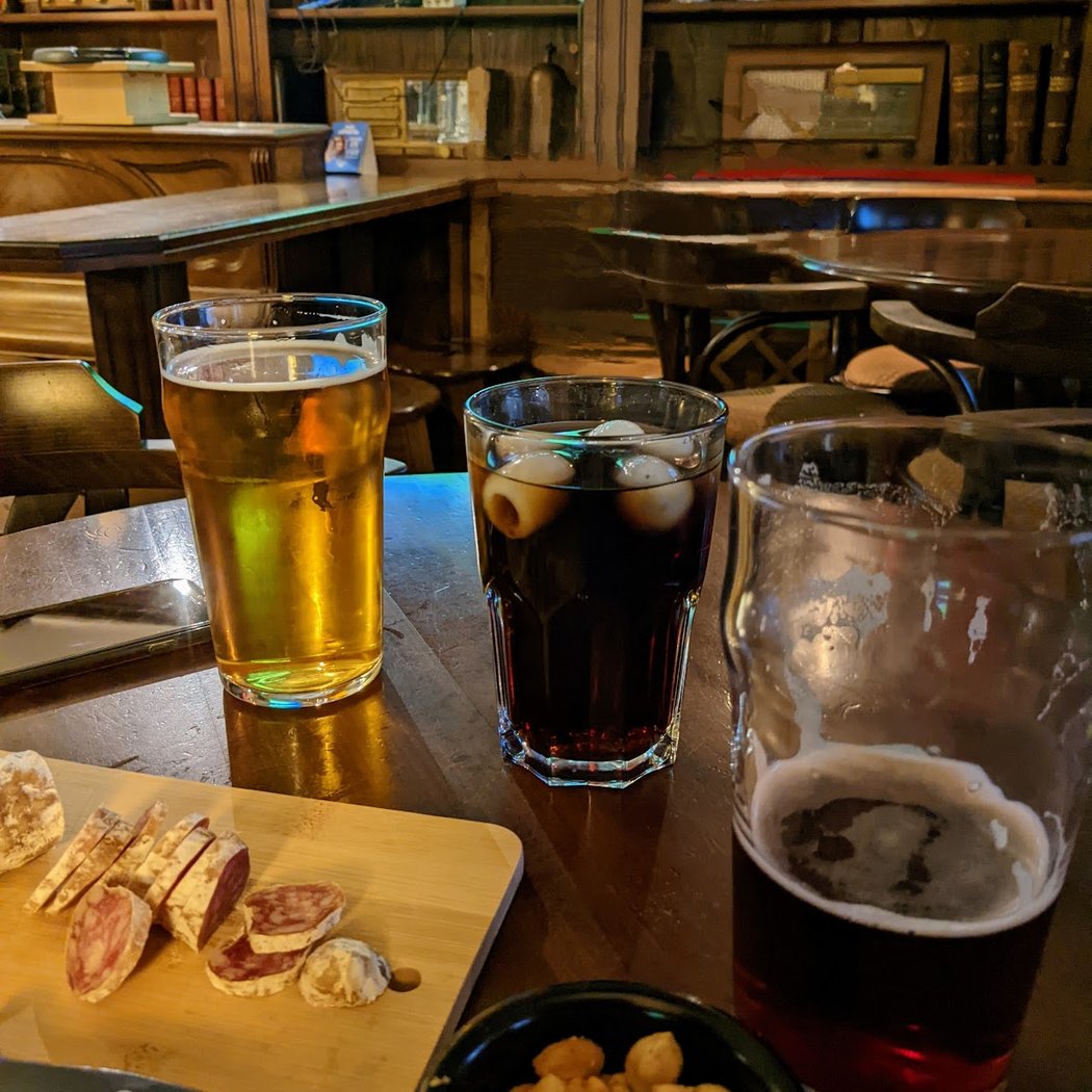 Pub Road 88 1